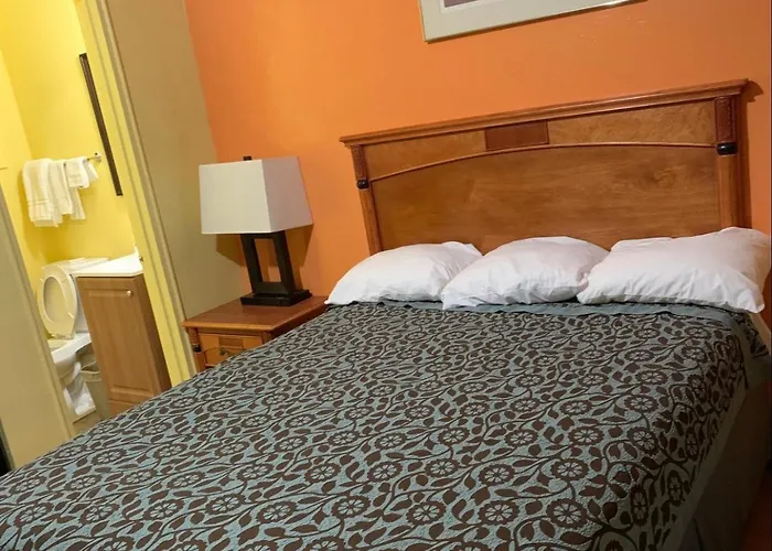 Lariat Motel