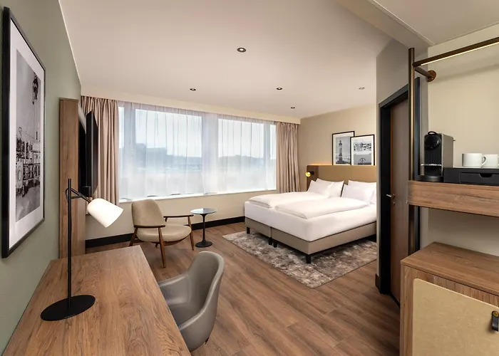 Hotel Astor Kiel By Campanile