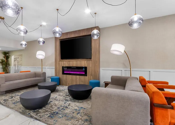 Quality Inn & Suites Lake Havasu City