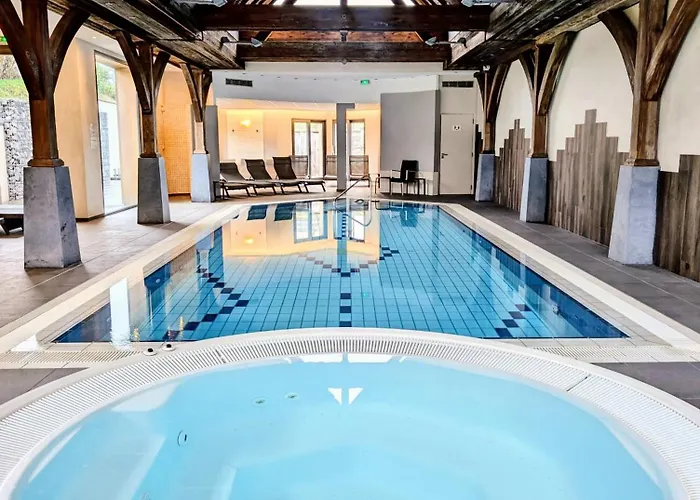 Logis Hotel Le Parc&Spa