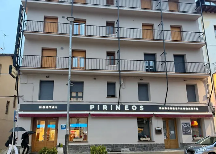 Hostal Pirineos Aínsa