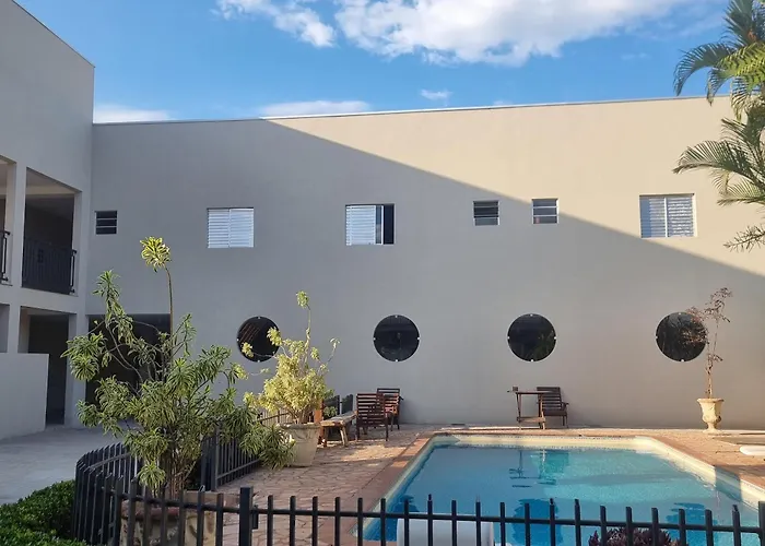 Hotel Refugio Bonito 