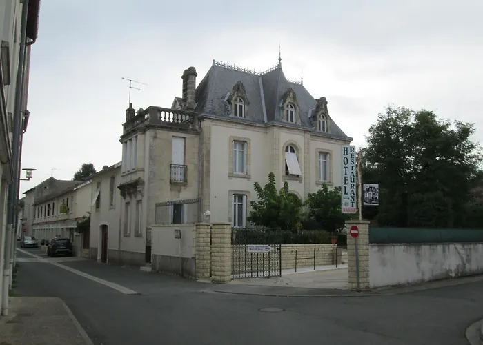 Logis Hôtel Beauséjour