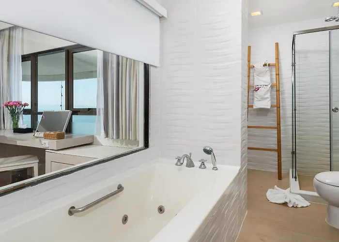 Jomtien Palm Beach Hotel&Resort Pattaya