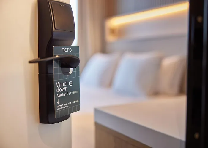 Motto By Hilton Rotterdam Blaak Hotel