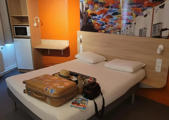 Kyriad Direct Lyon Nord - Dardilly