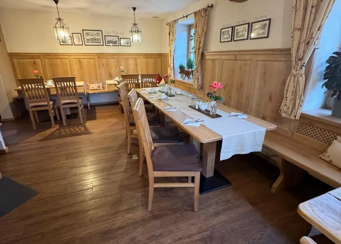 Pension Schweizerhaus Garni Weyarn