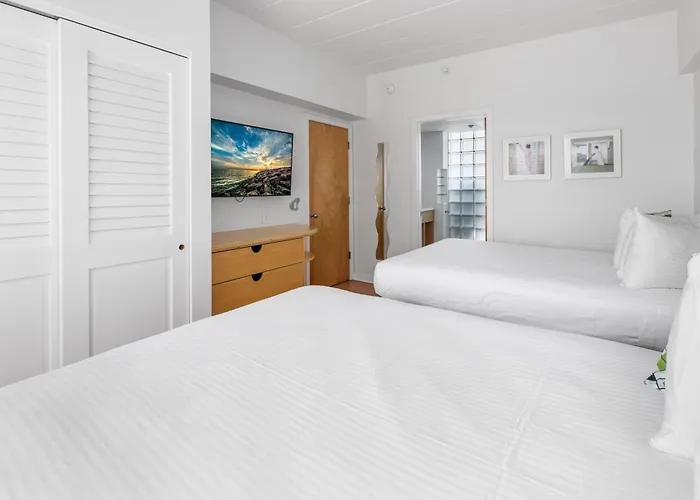 The Starlux Hotel Wildwood