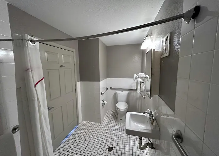 Red Roof Inn Arlington - Entertainment District