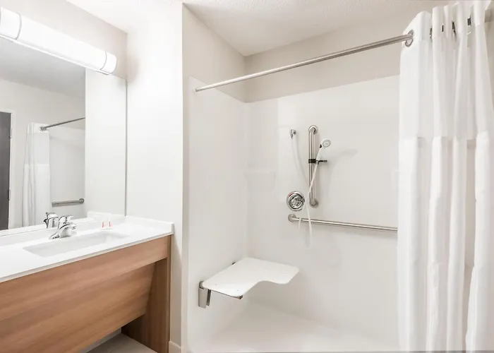 Microtel Inn & Suites By Wyndham Beaver Falls