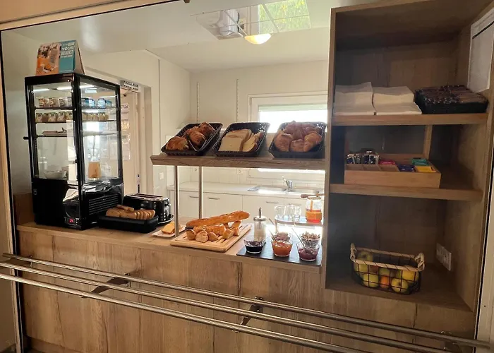 Kyriad Direct Clermont Ferrand Nord Gerzat