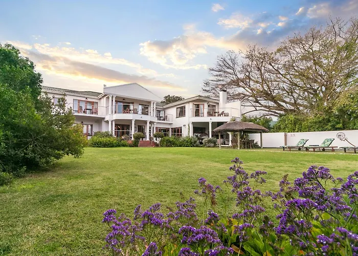 Waterfront Lodge