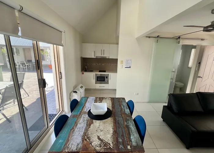 Byron Central Apartments