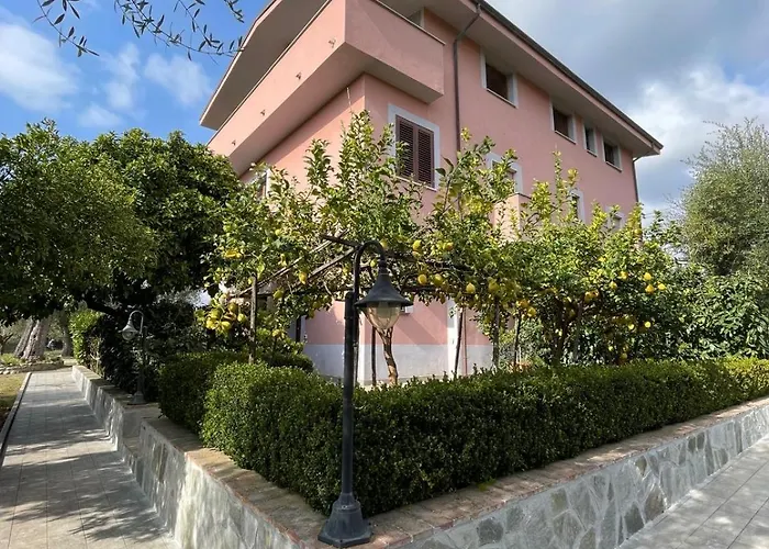 Villa Rosada