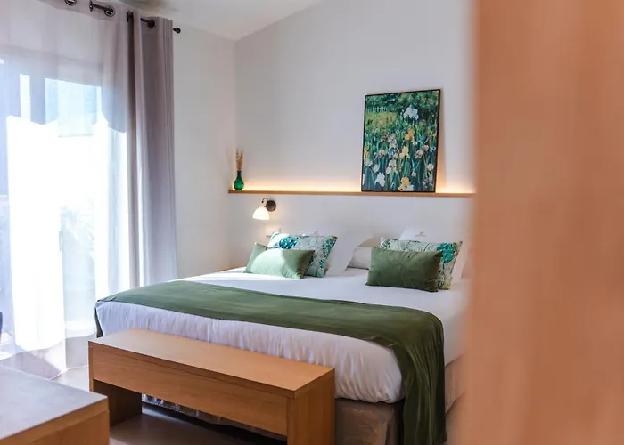 Hoteles en Monells