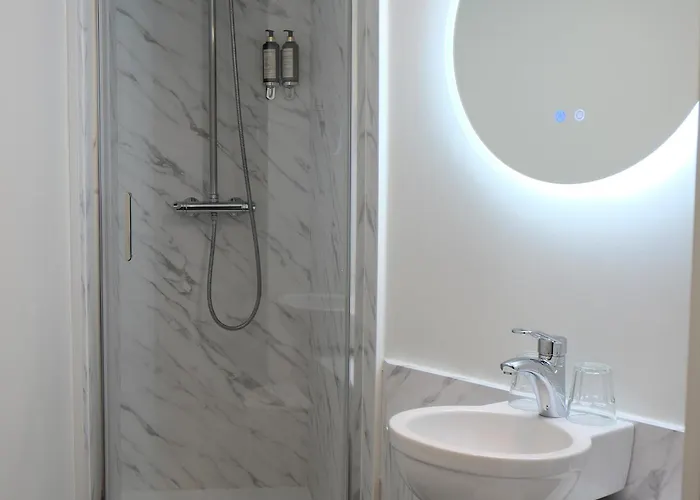 Best Western Hotel Le Montparnasse Parigi