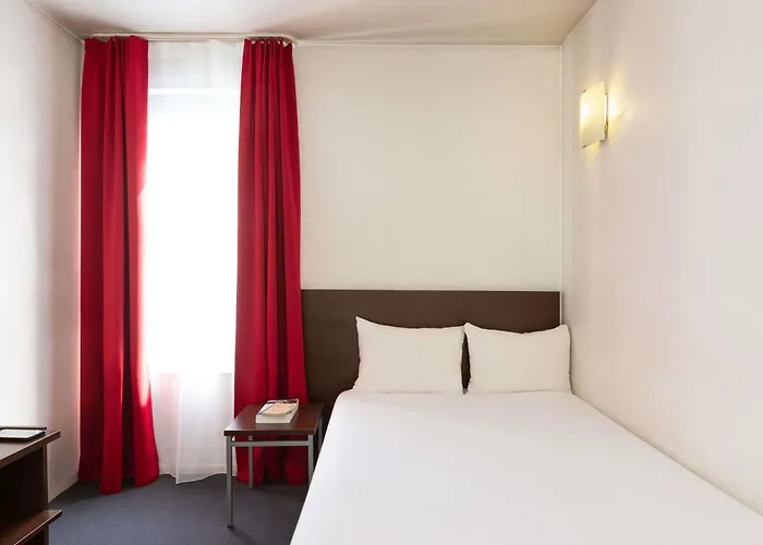 Aparthotel Adagio Access La Défense - Léonard De Vinci