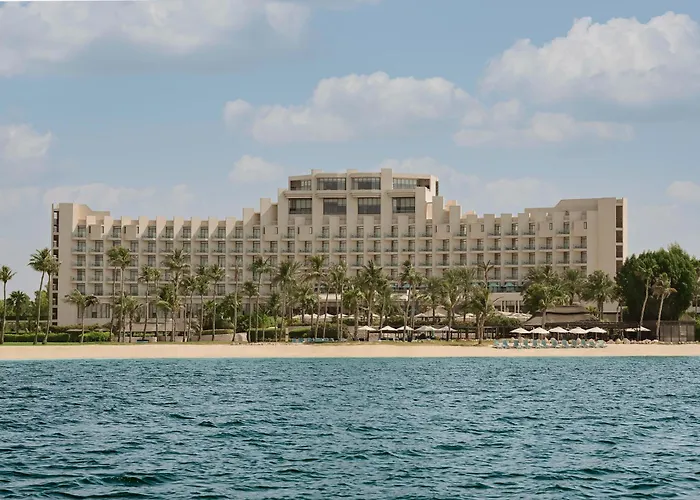 JA Beach Hotel, Dubai