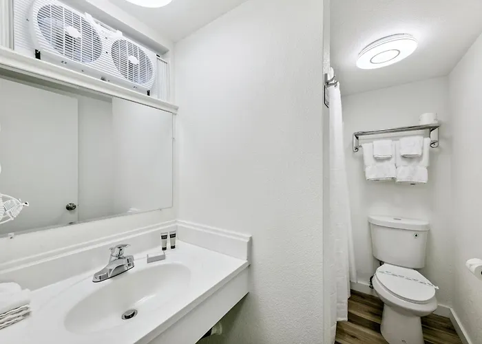 Ambassador Lake Tahoe South Lake Tahoe