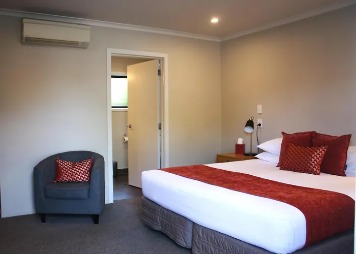 Albert Court Motor Lodge