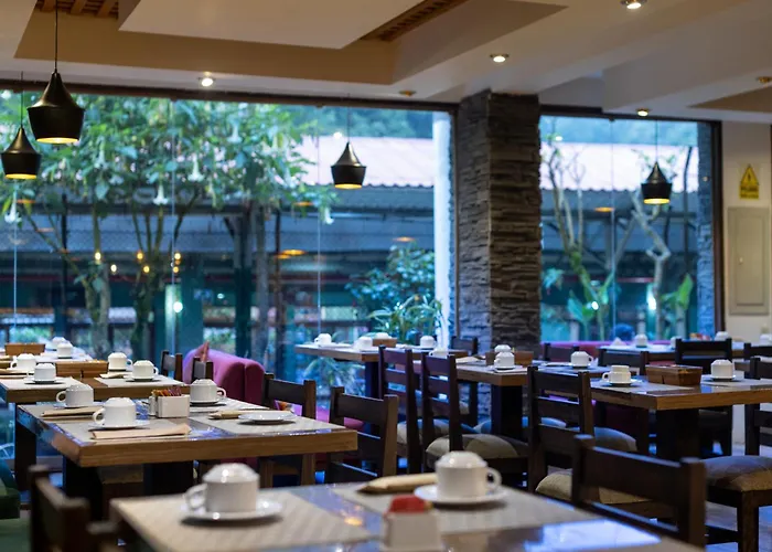 Inti Punku Machupicchu Hotel & Suites