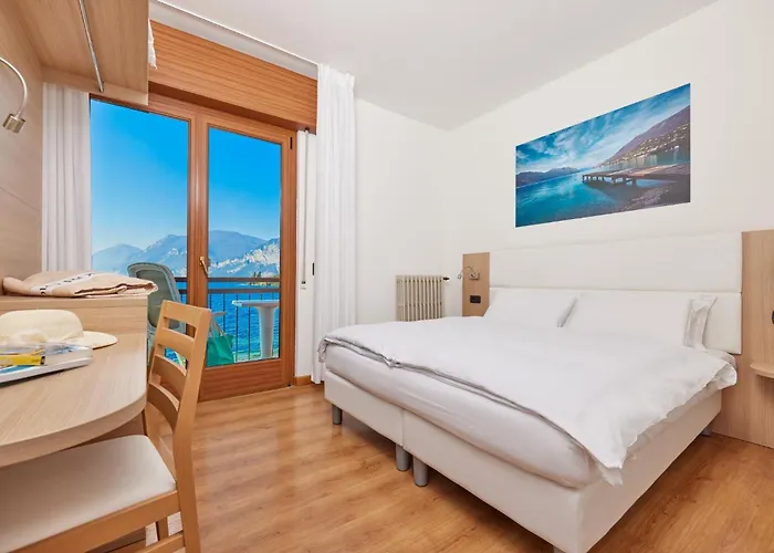 Beach Hotel Rosa Malcesine