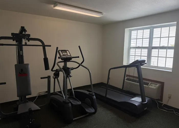 Hotel Iron Mountain Inn & Suites