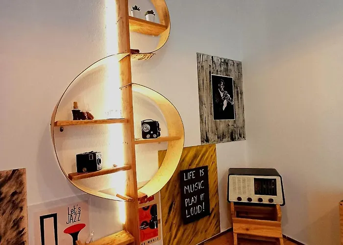Casa 40Th-Music Wood House