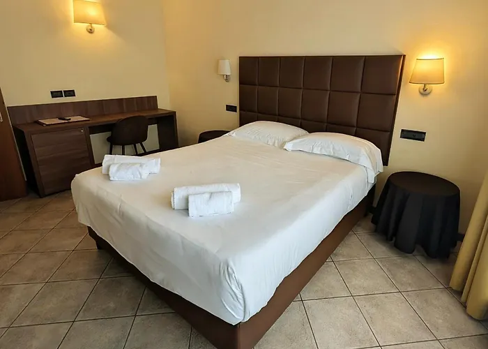 Yachting Hotel Mistral Sirmione