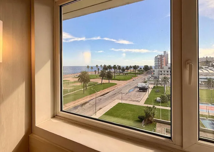 Ibis Montevideo Rambla Hotel