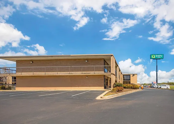 Quality Inn Columbus, Ms