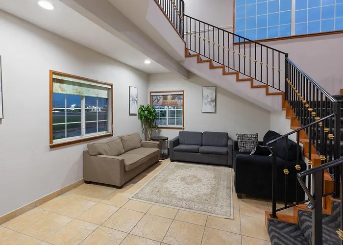 Baymont By Wyndham Texas City