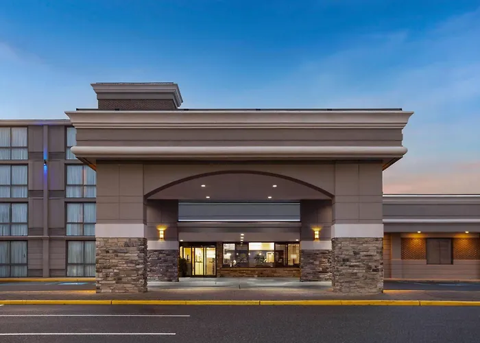Toms River Hotels