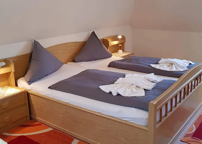 Ferienwohnung Floppy Hansi OG 3 Böhl
