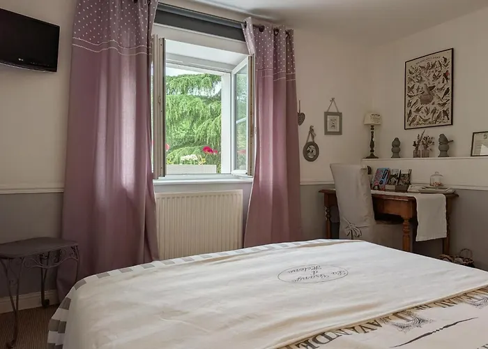 Bed and Breakfast La Grange d'Hélène à Cholet