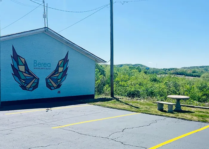 Hometown Inn