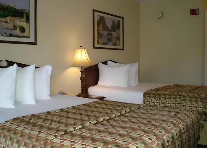 Quality Inn Bessemer I-20 Exit 108