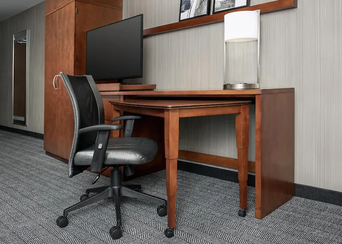 Courtyard By Marriott Seattle Kirkland
