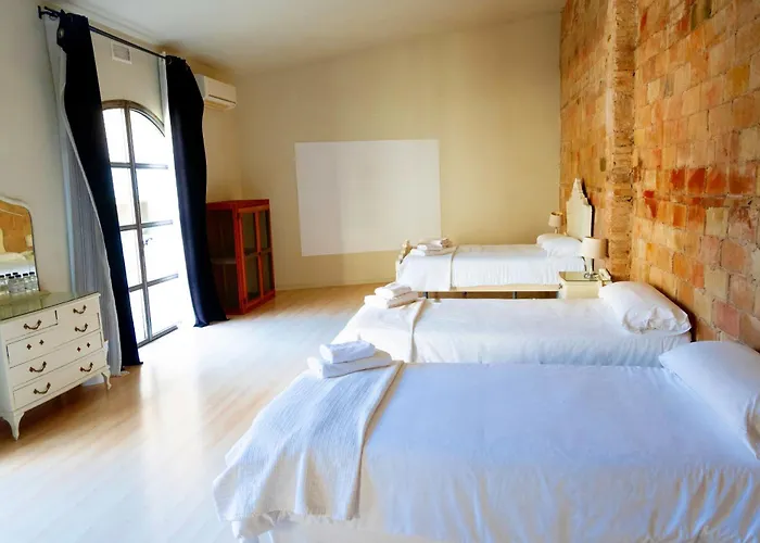 Bed and Breakfast Flora Banyoles