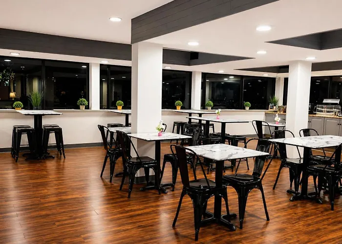 The View Inn & Suites Bethlehem / Allentown / Lehigh Airport