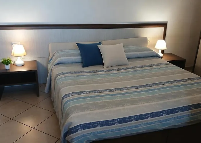 Bed and Breakfast Domo - Guest-House Il Nespolo Fiorito Orosei
