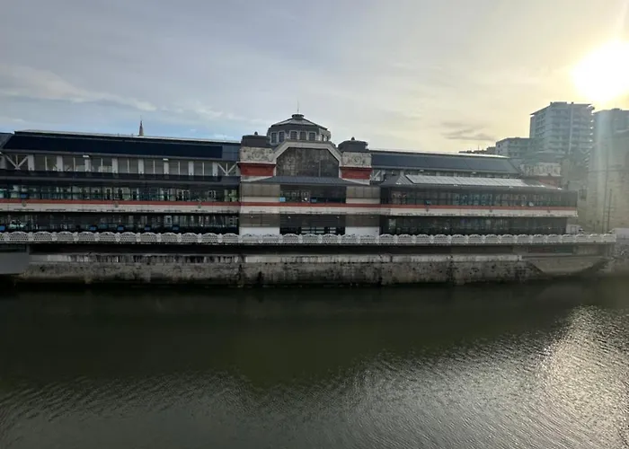 Pension Boutique Caravan Cinema Bilbao