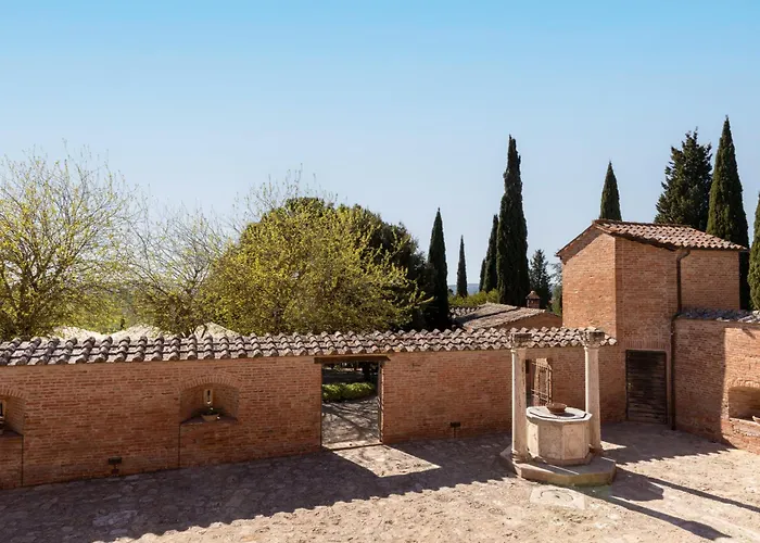 Hotel Castello di Leonina Siena
