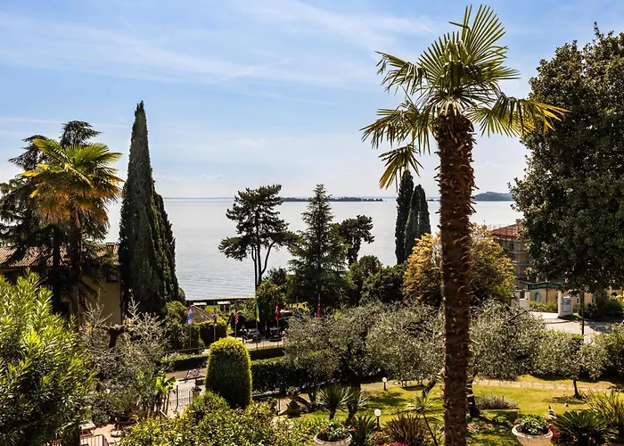 Hotel Bellevue Gardone Riviera