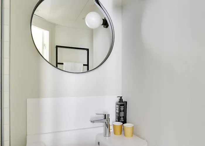 ibis Levallois Perret