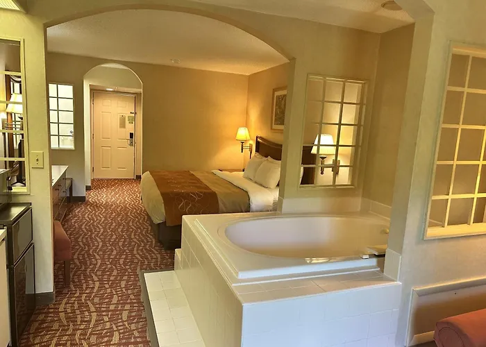 Surestay By Best Western Cherokee On The River