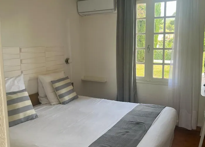 Hôtel Castel Saint Anne Le Castellet 