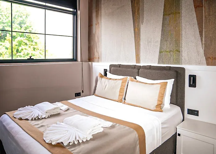 Juglans Suites