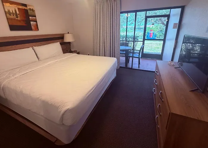 Grand Lake Resort Four Corners