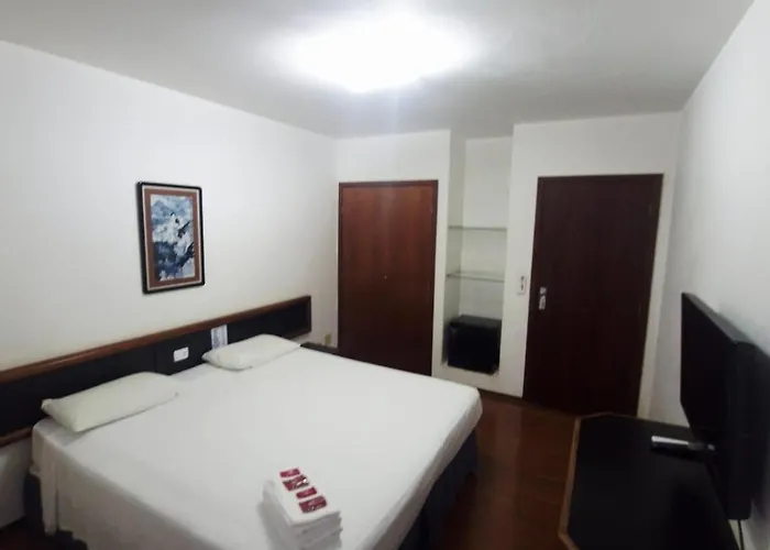 Pekin Palace Hotel Araçatuba